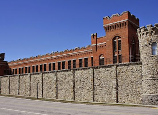 montana/the-hi-line/attraction/old-montana-prison-auto-museum-complex