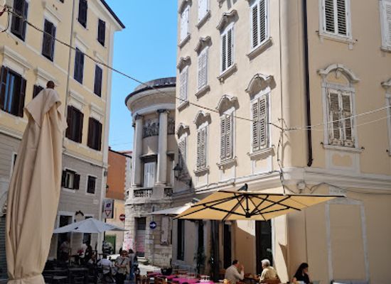 italy/trieste/attraction/rotonda-pancera