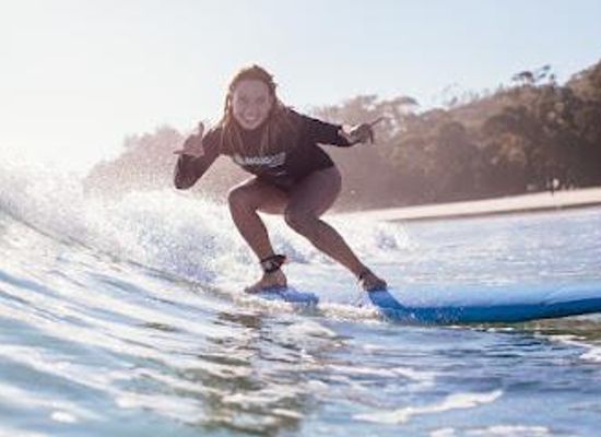 australia/byron-bay/attraction/mojosurf-surf-school-byron-bay