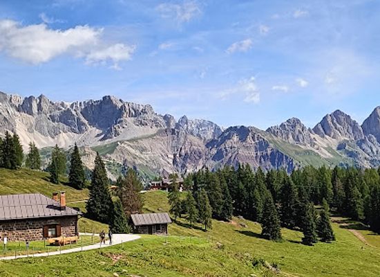 italy/dolomites/attraction/panchina-gigante-falcade