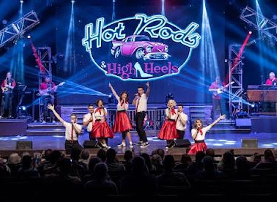 missouri/branson/attraction/hot-rods-high-heels