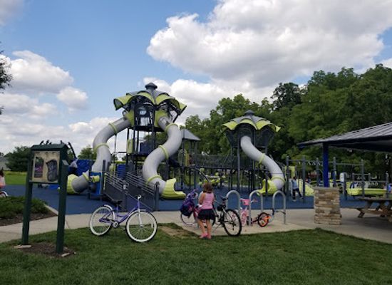 indiana/fishers/attraction/roy-g-holland-memorial-park