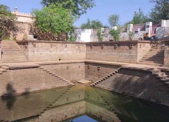 india/kutch/attraction/ram-kund-bhuj