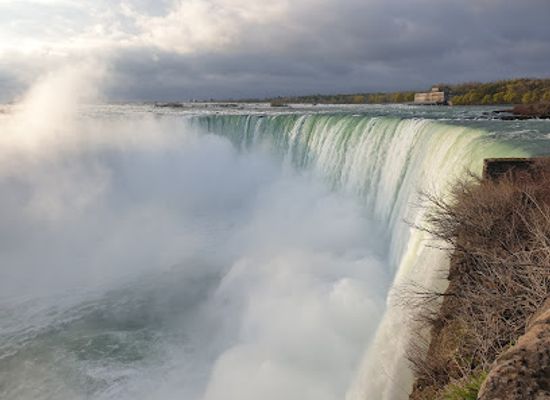 canada/niagara-peninsula/attraction/the-tunnel-at-niagara-parks-power-station