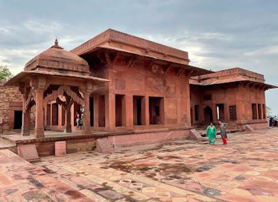 india/agra/attraction/ankh-micholi-treasury
