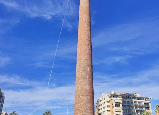 spain/malaga/attraction/chimenea-de-la-fundicion-de-plomo-los-guindos-torre-monica-la-monique