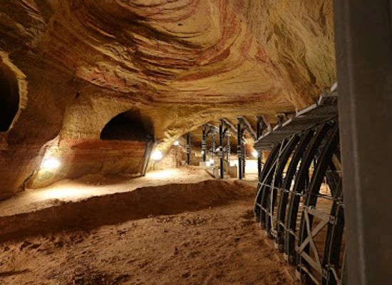 germany/saarland/attraction/schlossberghohlen