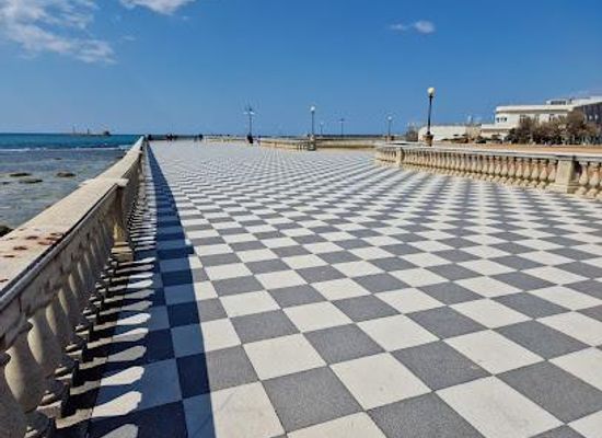 italy/lucca/attraction/terrazza-mascagni