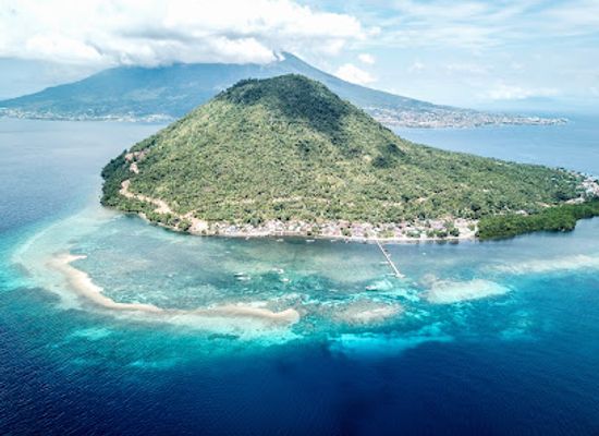 indonesia/maluku-islands/attraction/pulau-maitara