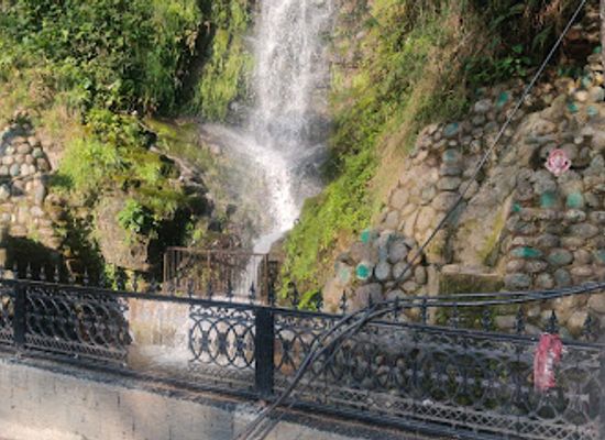 india/shimla/mall-road/attraction/marina-waterfall