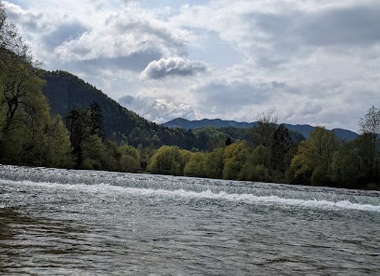 slovenia/upper-carniola/attraction/stonebeach