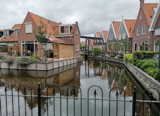 netherlands/volendam/attraction/beach-of-volendam