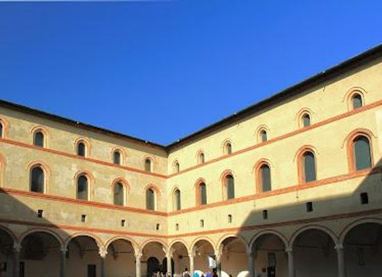 italy/brianza/attraction/cortile-della-rocchetta