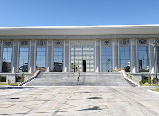 turkmenistan/ashgabat/attraction/turkmen-carpet-museum