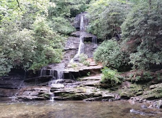 north-carolina/great-smoky-mountains/attraction/deep-creek-trail-trailhead