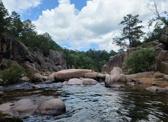 missouri/southeast-missouri/attraction/castor-river-shut-ins