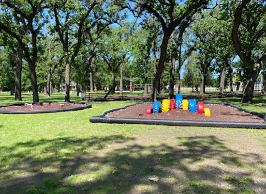 kansas/smoky-hills/attraction/markley-grove-park
