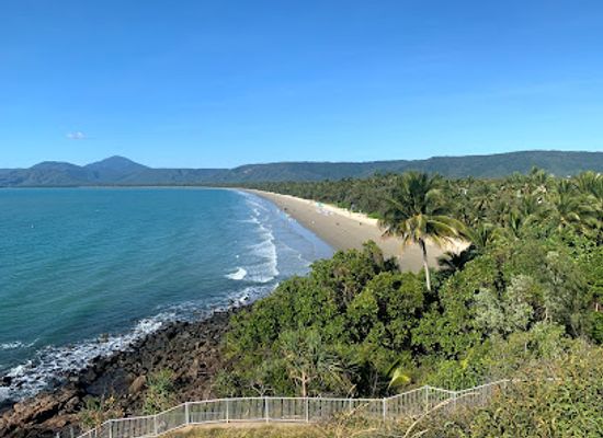 australia/cairns/port-douglas/attraction/four-mile-beach-cliff-walk-port-douglas