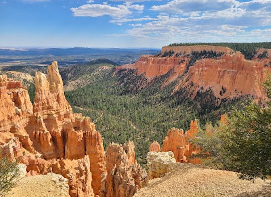 utah/bryce-canyon-national-park/attraction/paria-view