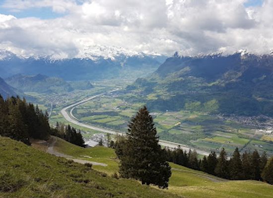 liechtenstein/unterland/attraction/bargallasattel
