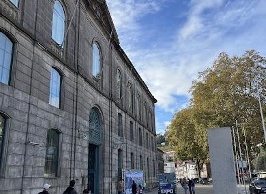 portugal/minho/attraction/alfandega-congress-center
