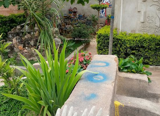 tanzania/dodoma/attraction/eiden-garden