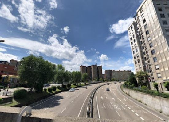 spain/oviedo/attraction/tunel-de-san-llazaro-entrada-noreste
