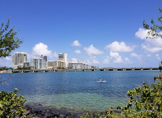 puerto-rico/san-juan/condado/attraction/laguna-del-condado-profesor-jaime-benitez-rexach-national-park