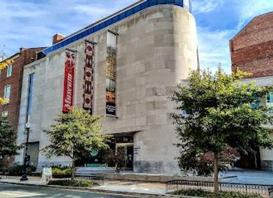 maryland/rockville/attraction/the-george-washington-university-museum-and-the-textile-museum