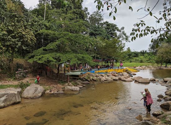 malaysia/kelantan/attraction/camp-site-recreation-telaga-bijih