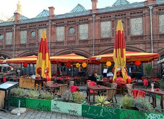 germany/berlin/attraction/hackescher-markt