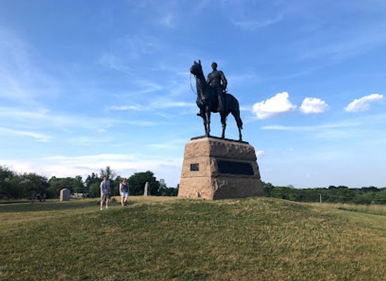 pennsylvania/gettysburg/attraction/monument-to-major-general-george-gordon-meade