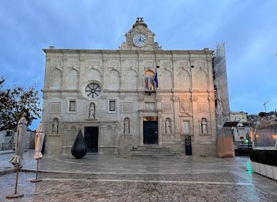 italy/matera/attraction/palazzo-lanfranchi