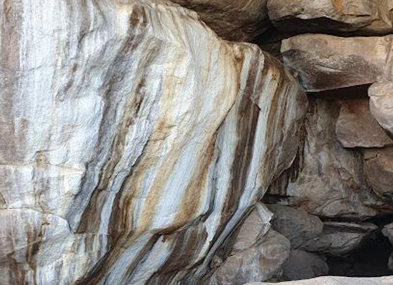 botswana/gaborone/attraction/manyana-rock-paintings