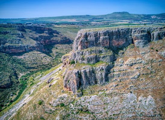 israel/galilee-region/attraction/mount-harbel-trail
