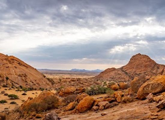 namibia/spitzkoppe/attraction/montanas-pontok