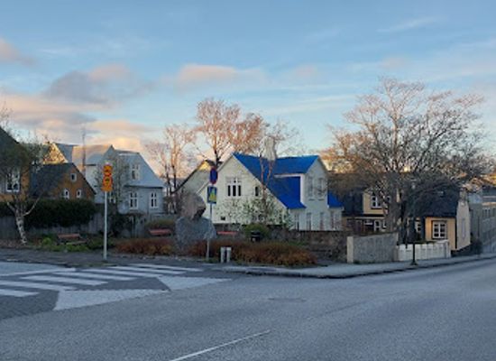 iceland/reykjavik-capital-area/attraction/kyiv-square