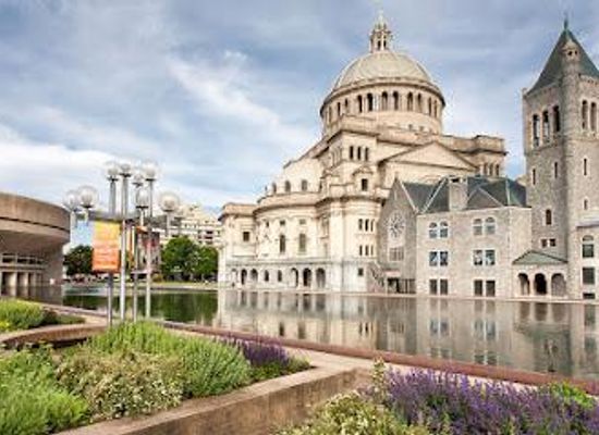 massachusetts/north-shore/attraction/the-first-church-of-christ-scientist