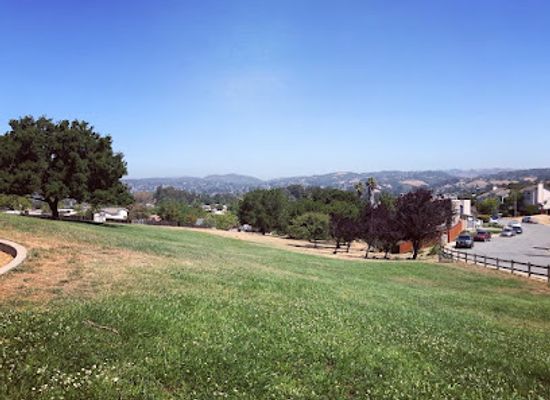 california/castro-valley/attraction/lakeridge-park