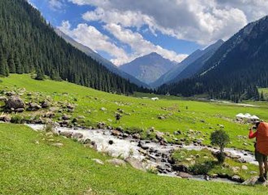 kyrgyzstan/karakol/attraction/altyn-arashan