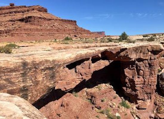 utah/canyonlands/attraction/musselman-arch