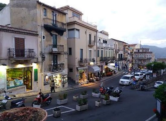 italy/taormina/attraction/viale-s-pancrazio