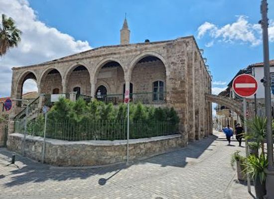 cyprus/larnaca/attraction/djami-kebir-mosque