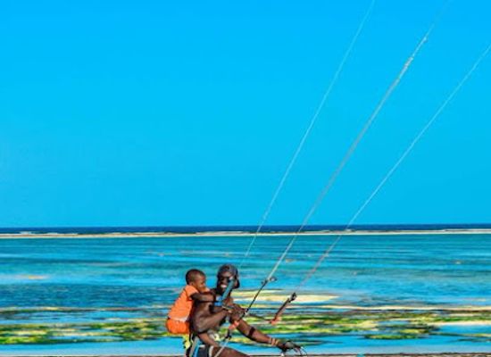 tanzania/zanzibar-archipelago/attraction/simba-kite-surf