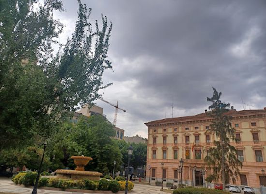 spain/lleida/attraction/plaza-de-la-paz