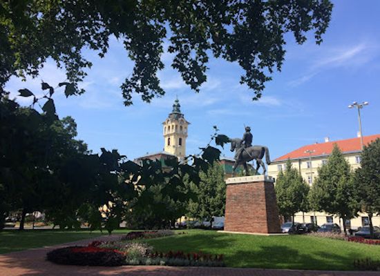 hungary/szeged-csanad/attraction/king-bela-iv-equestrian-statue