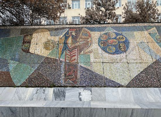 uzbekistan/samarkand-region/attraction/mozaichnaya-stena-girlyanda-vekov