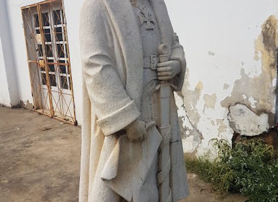 mozambique/maxixe/attraction/statue-of-vasco-da-gama