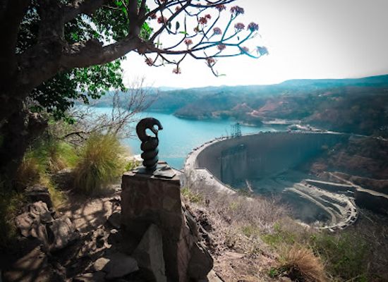 zimbabwe/kariba/attraction/nyaminyami-observation-point