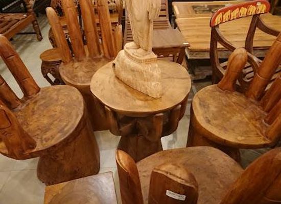 sri-lanka/kandy/attraction/oak-ray-wood-carvings